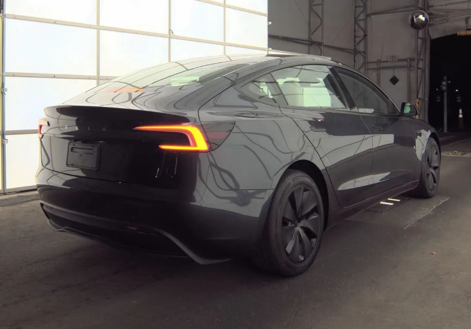 tesla model 3 2025 5YJ3E1EAXSF012215 image tesla model 3 2025 5YJ3E1EAXSF012215 image